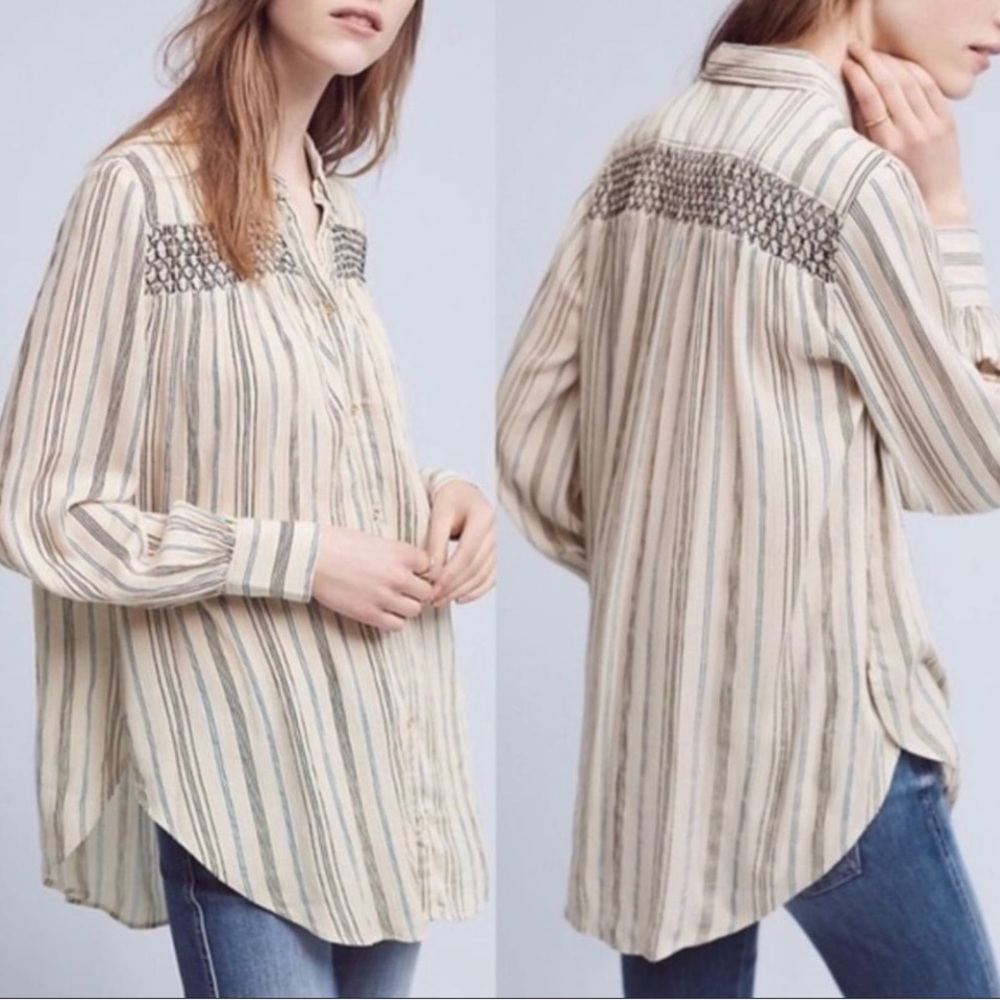 Anthropologie Longsleeve Smocked Back Detail EUC